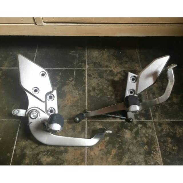 Step/footstep new vixion original