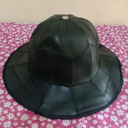 Topi Laken Pria Kulit