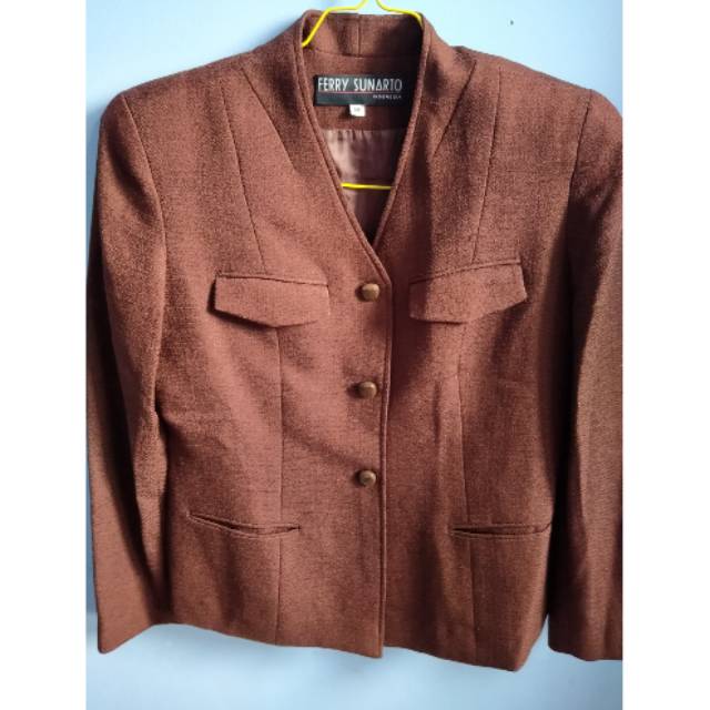 Preloved Blazer Ferry Sunarto