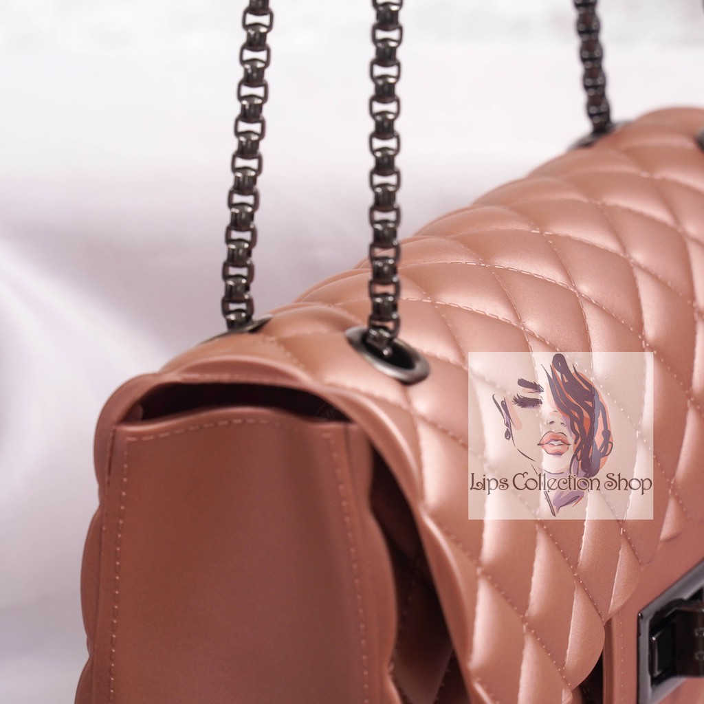 Tas Jelly Matte Maxi Kotak Uk 22 Cm Rantai Hitam (Gratis Boneka &amp; Syal)