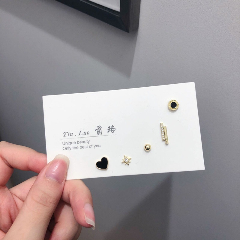 Set Anting Stud 2022 Bentuk Hati Gaya Korea Untuk Wanita