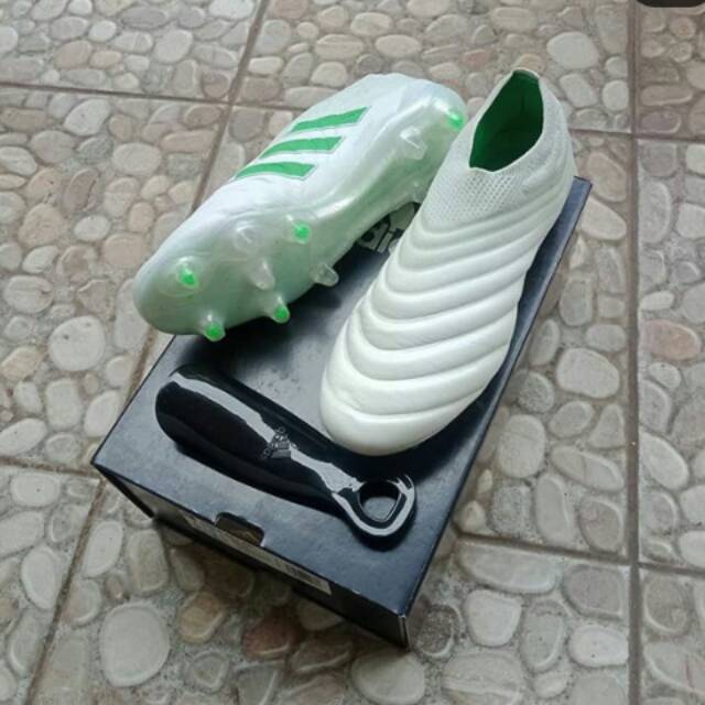 SEPATU BOLA ADIDAS COPA 19 PLUS ORIGINAL BNIB