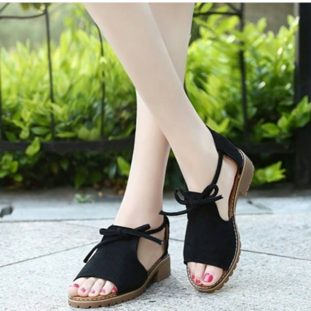 Sandal sepatu wanita tali sendal wanita flat