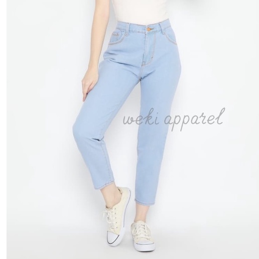 WEKI Jeans Boyfriend Light Blue