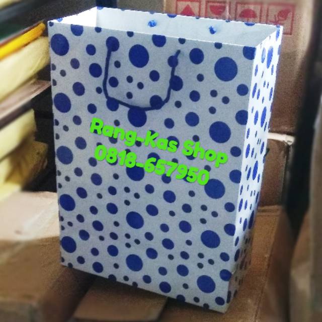 

Paper bag motif Polkadot Biru XL Karton Duplex Laminating Premium