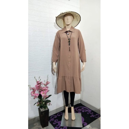 tunik wanita model terbaru kancing full dan rempel bawah