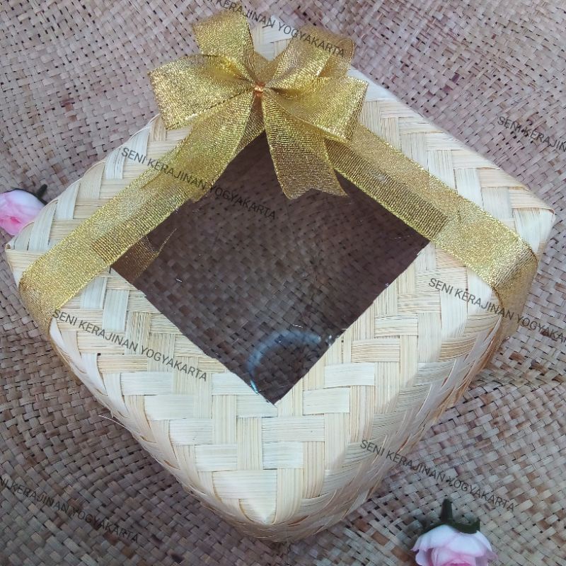 

(B012) Besek Bambu Natural 22cm Mika Pita|Makanan|Ketring|Tumbu|Gift||Hantaran|Hampers|Wadah|Parcel