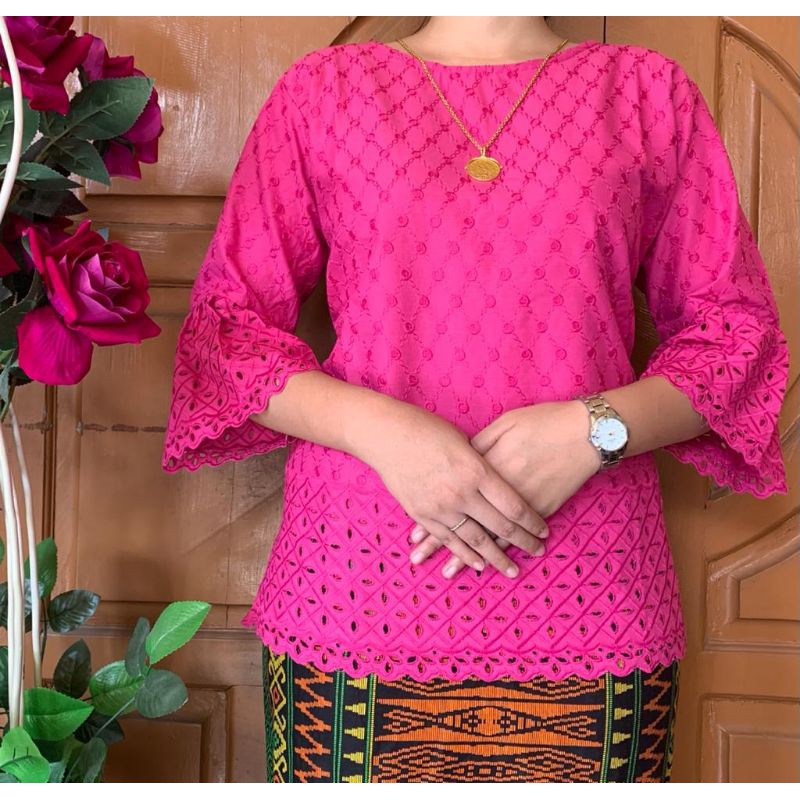 blus katun bolong