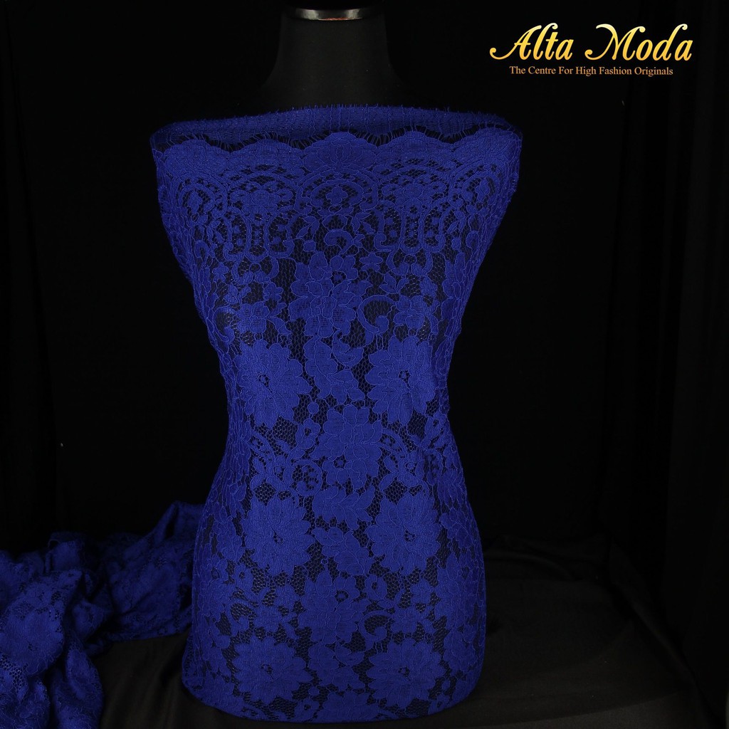 

Alta Moda Brokat Semi Perancis Cord Kraton Bunga Electric Blue (2.5M)