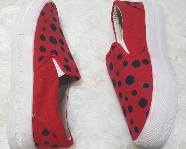 sepatu slip on wanita import bara bara a002b