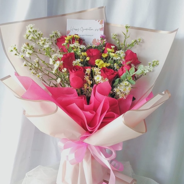 Bouquet  Read Flower