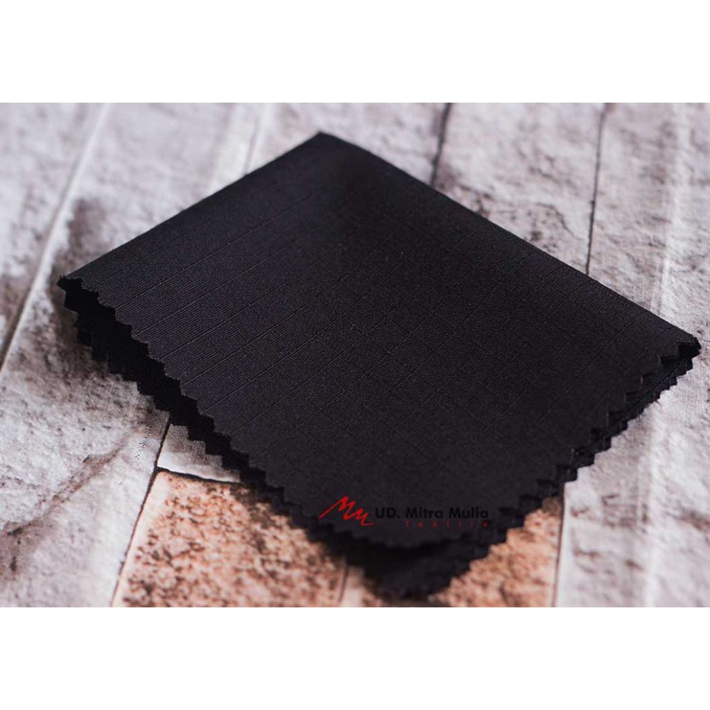 Kain Ribstop Drill Istex, Bahan Seragam, Kode H00 Warna Hitam