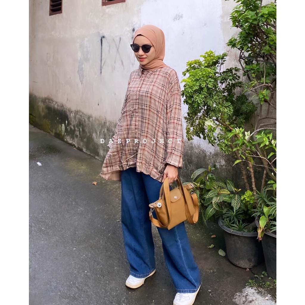 Oversized Kotak Naila Kemeja Katun Rayon Kemeja Oversized SHIRT by DAZPROJECT