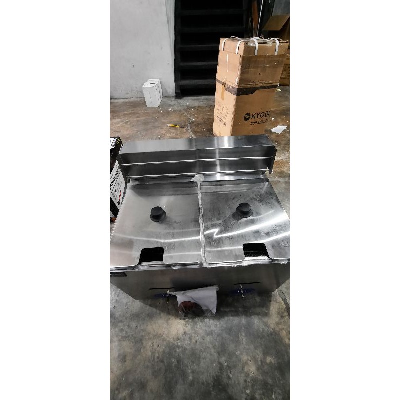 Gas Fryer 2 Tangki Penggorengan Kentang  Deep Ossel
