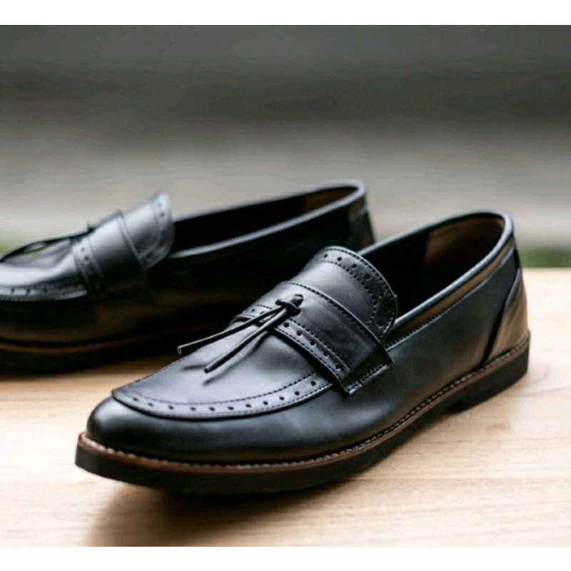 Sepatu Loafer Pria BIG SIZE 44-45-46-47-48 Formal Shoes Men Leather Premium Sepatu Loafers Ukuran Besar Casual Kondangan Kerja Ori MZIO