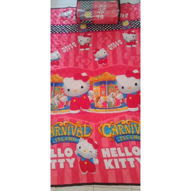 Karpet busa karakter