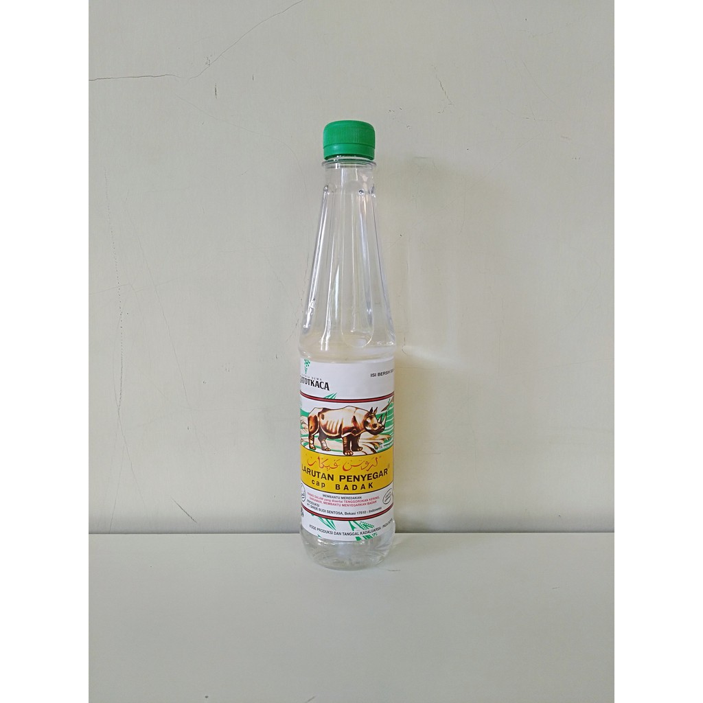

Larutan Penyegar Cap Badak Botol Plastik 500 ml