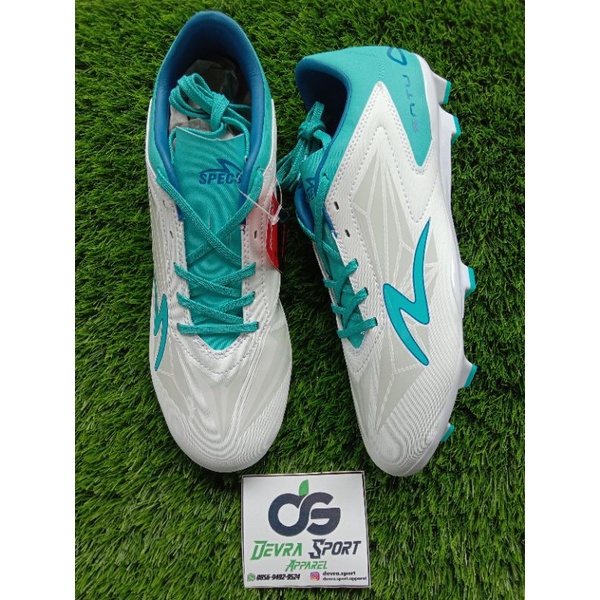 Sepatu bola specs lightspeed satu