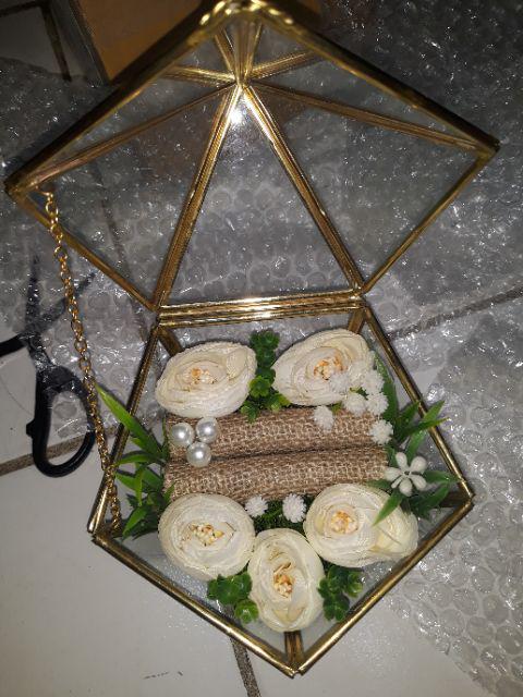 Ring Bearer Tempat Cincin Kaca Terarium Rustic Off White