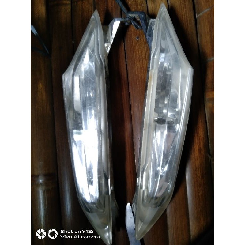 lampu sen depan Honda Vario 125 old