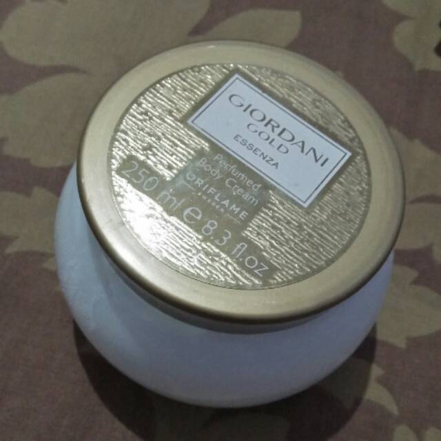 Body cream oriflame giordani gold essenza