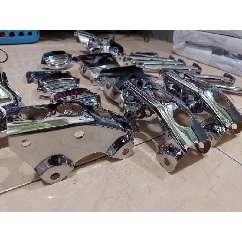 PANGKON MESIN MEGAPRO CRHOME ORI COPOTAN MOTOR