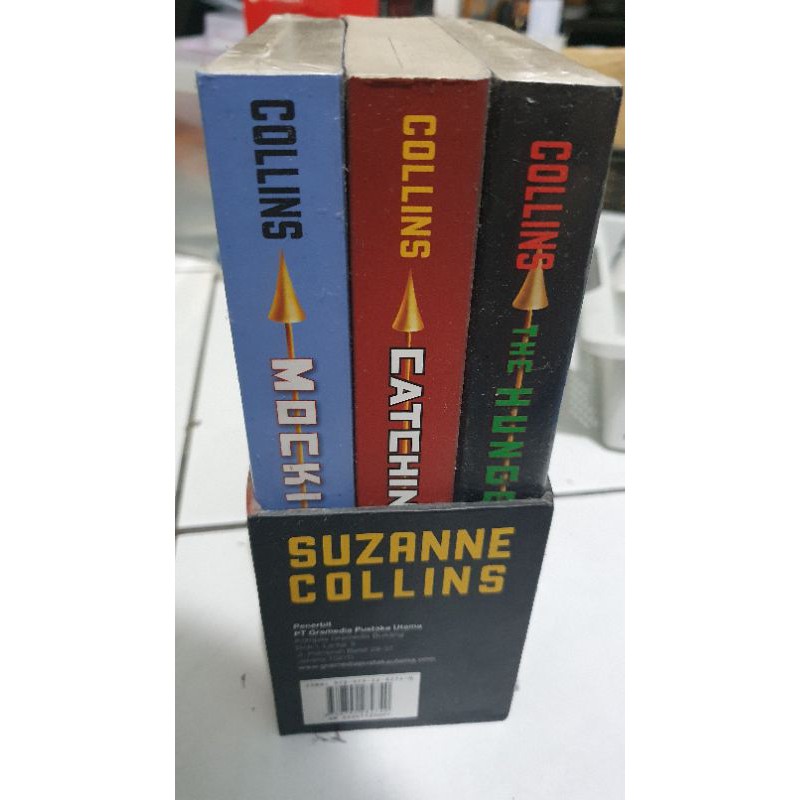 [PRELOVED] Novel The Hunger Games Trilogi Full Set