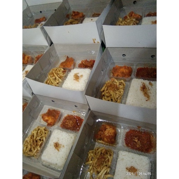 

Nasi box ekonomis