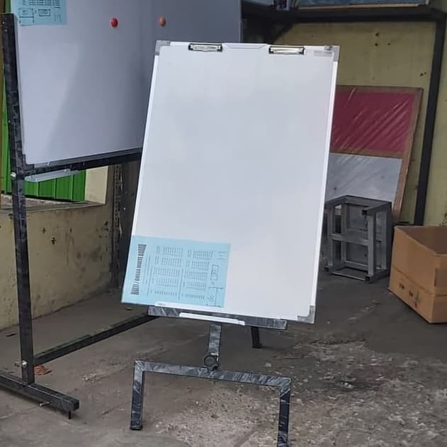 

NEW flipchart segitiga 60 x 90 cm