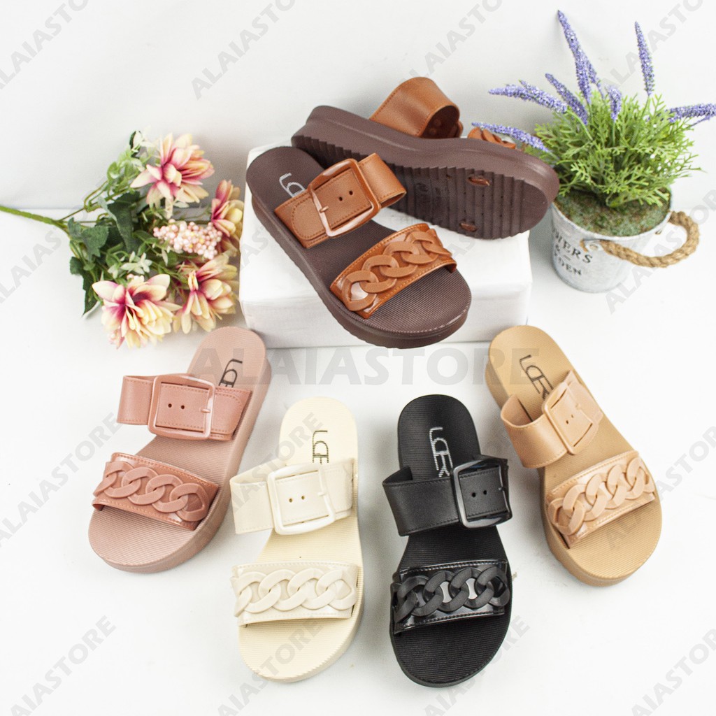 Sandal slop wanita gesper 2 rantai model terbaru impor / LCR A19 (36-40) / sandal jelly impor