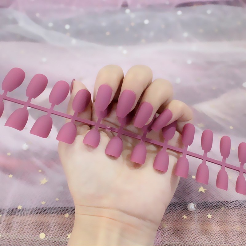 24pcs BALERINA FAKE NAILS / kuku palsu matte balerina short coffin kylie jenner matte doff kupal