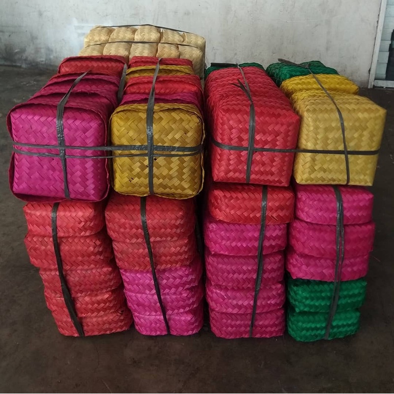 HALODUL [ READY ] BESEK BAMBU WARNA | KOTAK NASI | BESEK NASI CATERING UKURAN 18 X 18 CM  BS 6