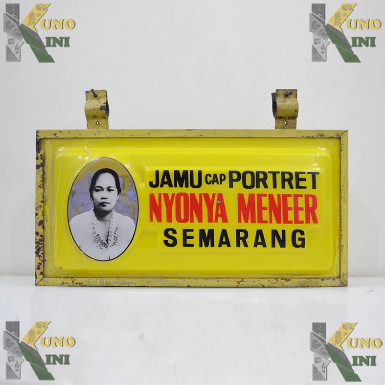 NEON BOX JAMU CAP PORTRET NYONYA MENEER SEMARANG (LIST KUNING).