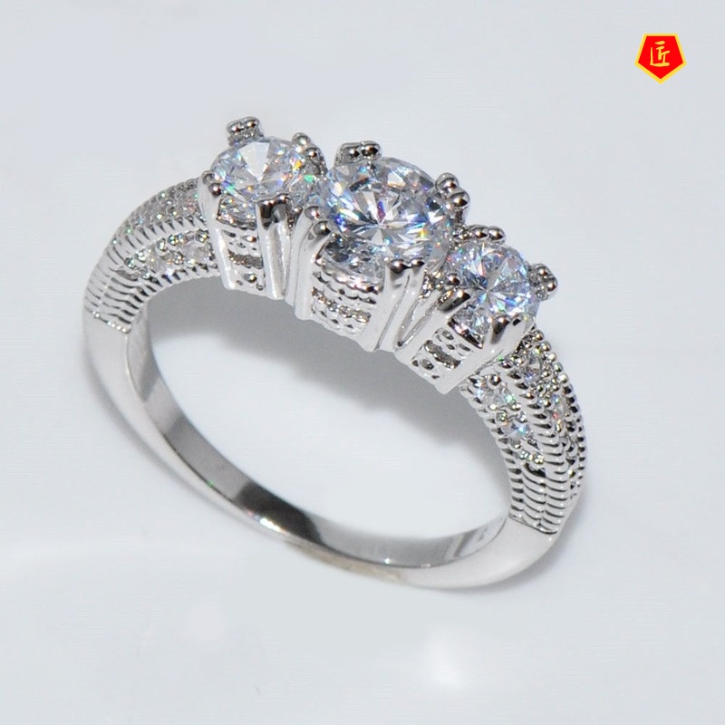 [Ready Stock]Inlaid Three Moissanite Ring Fashionable and Elegant