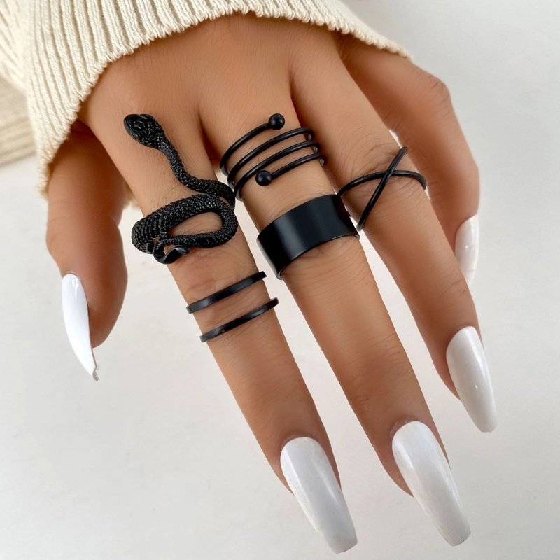 5pcs / Set Cincin Model Terbuka Desain Ular Warna Hitam Gaya Minimalis / Punk Adjustable Untuk Wanita