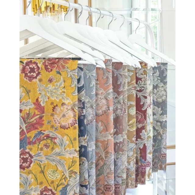 Buttonscarves Royale Series [Yellow]