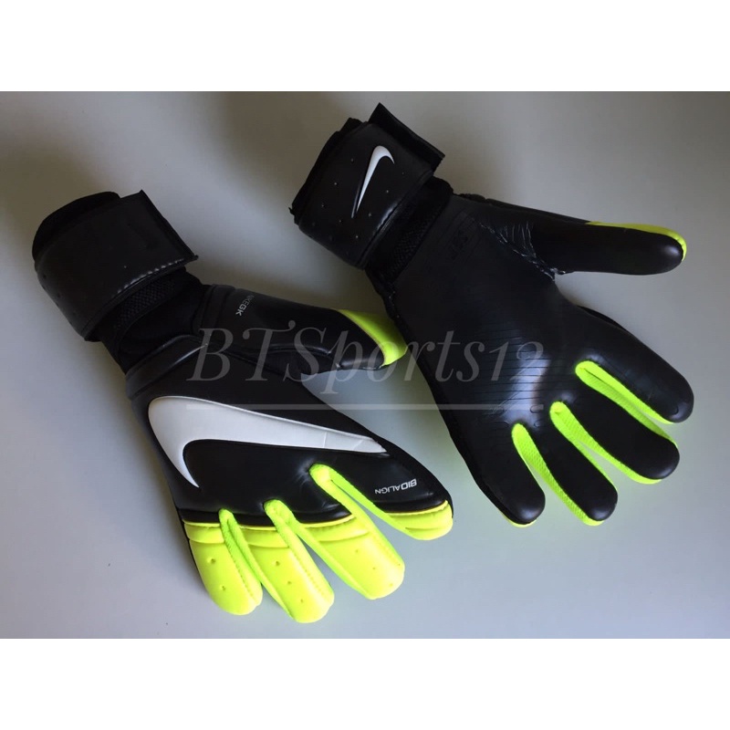 Sarung Tangan Kiper Nike SGT Gloves Goalkeeper