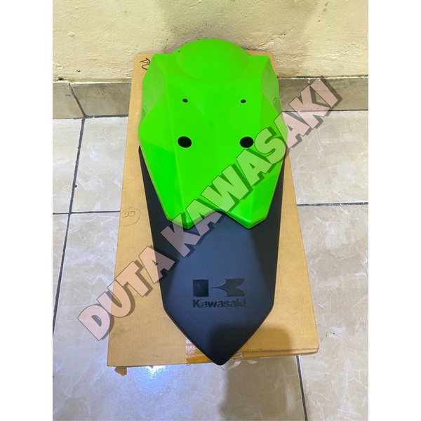 COVER BODY BELAKANG SPAKBOR BUNTUT KLX250 KLX 250 HIJAU ORIGINAL