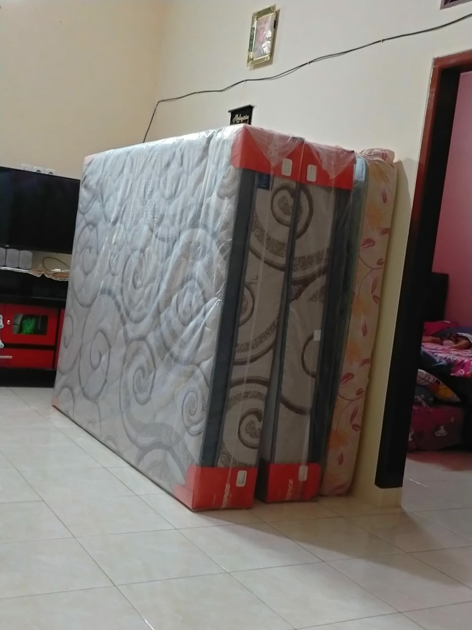 Terlaris Spring Bed Romance Feelings Plush Top 160 X 200 Mattress Only - Jabodetabek
