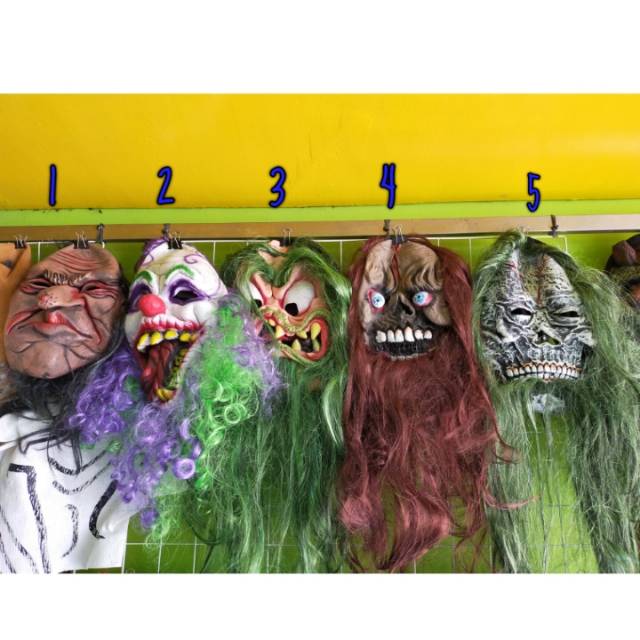 Topeng karet hallowen seram/topeng pesta/tppeng hantu/topeng karnaval