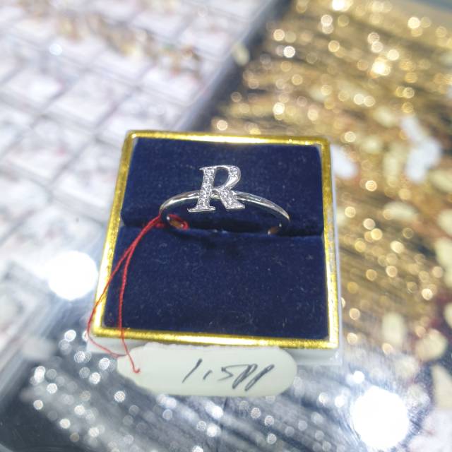 Cincin emas putih kadar 750 inisial R