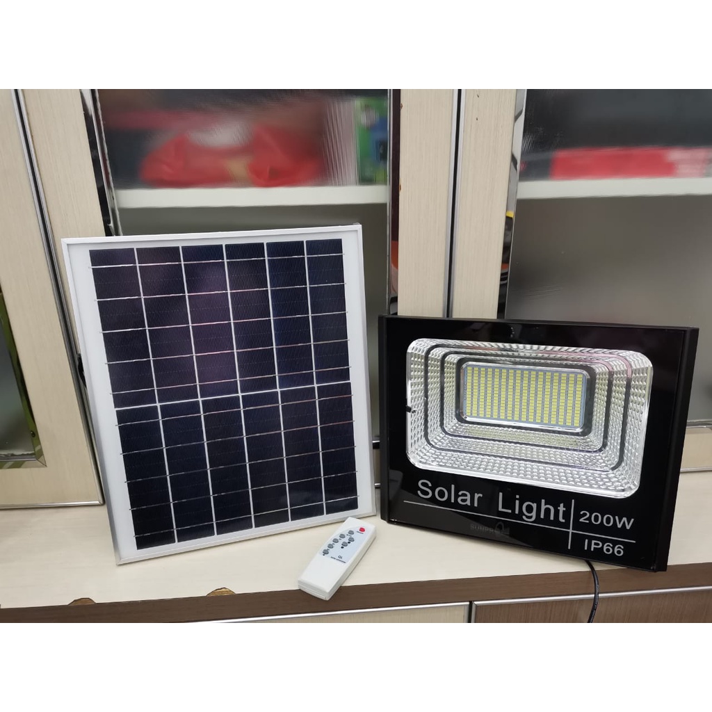 Solar Light Sunpro 200W Floodlight Lampu Tenaga Surya Lampu Jalan Sorot LED Tenaga Matahari