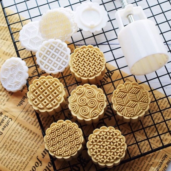 Cetakan Kue Bulan Mooncake Nastar Moon Cake Plunger Mold Kuebulan 125gr 6 mold