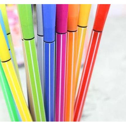 

Dijual / Set Pulpen Warna Dalam Wadah Botol (12 Warna) New.,,,**
