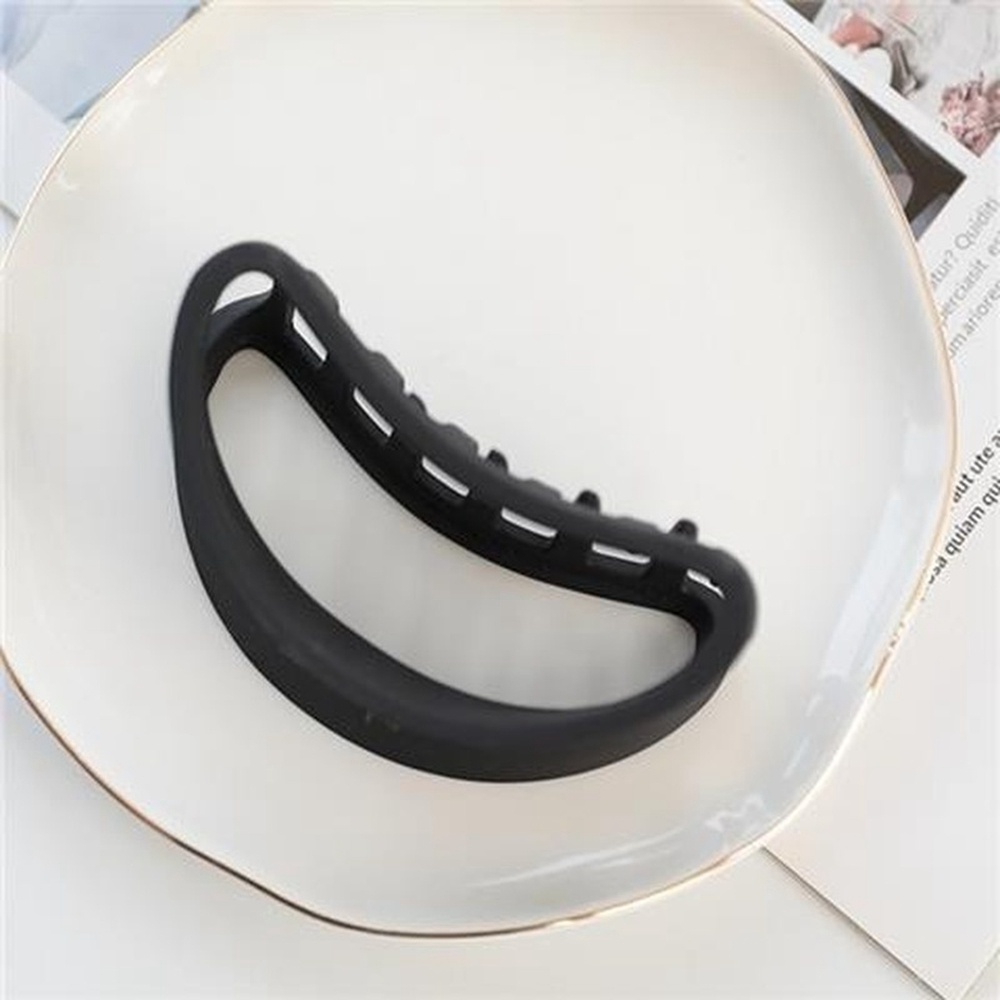 1pc Jepit Rambut Ekor Kuda Model Hiu Warna Hitam Ukuran Kecil Untuk Wanita