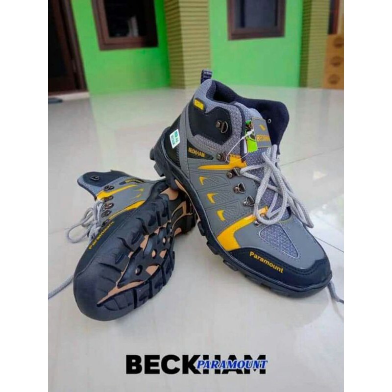 Sepatu Gunung / Sepatu Hiking Pria / BECKHAM Paramount