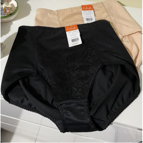 Luludi By Wacoal Medium Press Shape Pants Korset Celana 124
