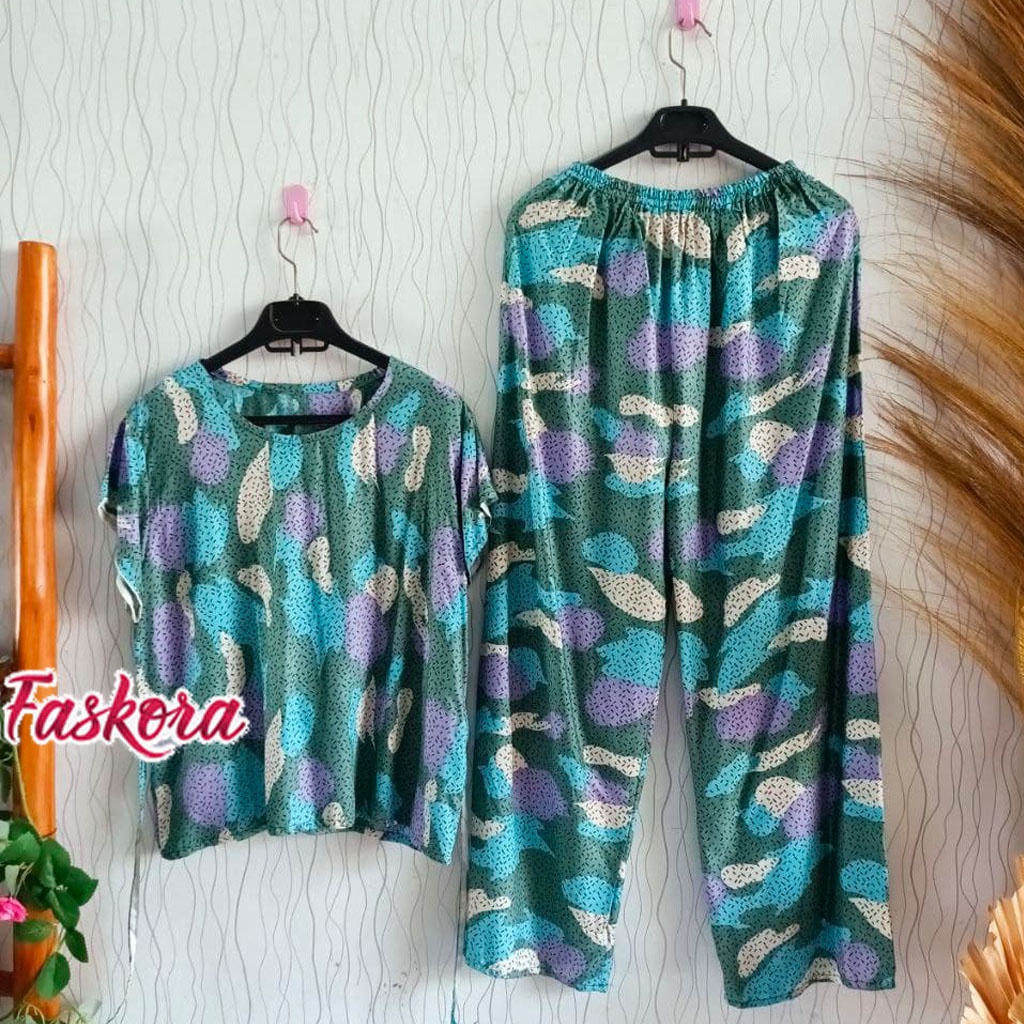 Setelan Rayon Jumbo Pendek XXL Lily / Piyama Wanita Dewasa Jumbo / Pajamas Rayon Set Lengan Pendek