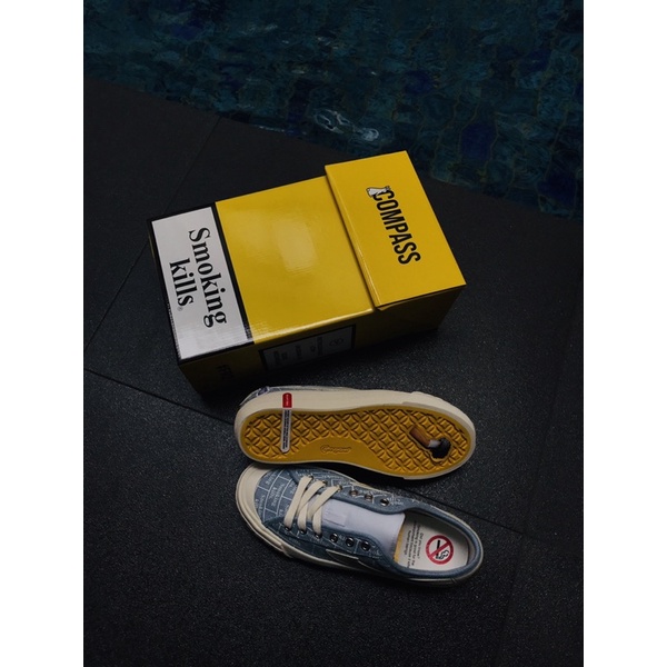 Compass Retrograde Low “Smoking Kills”