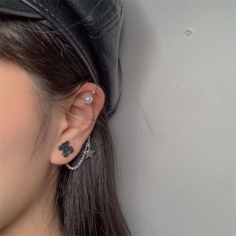 Korean version of the bear earrings earrings girl simple personality earrings street fashion ear clip earrings